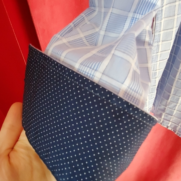 Button down shirt - Picture 2 of 4